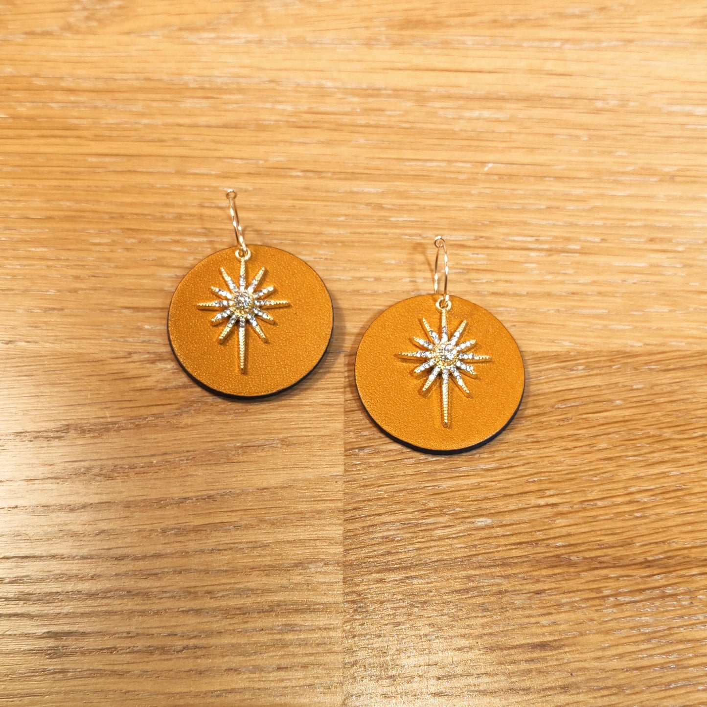 Leather earrings - The Star - medium