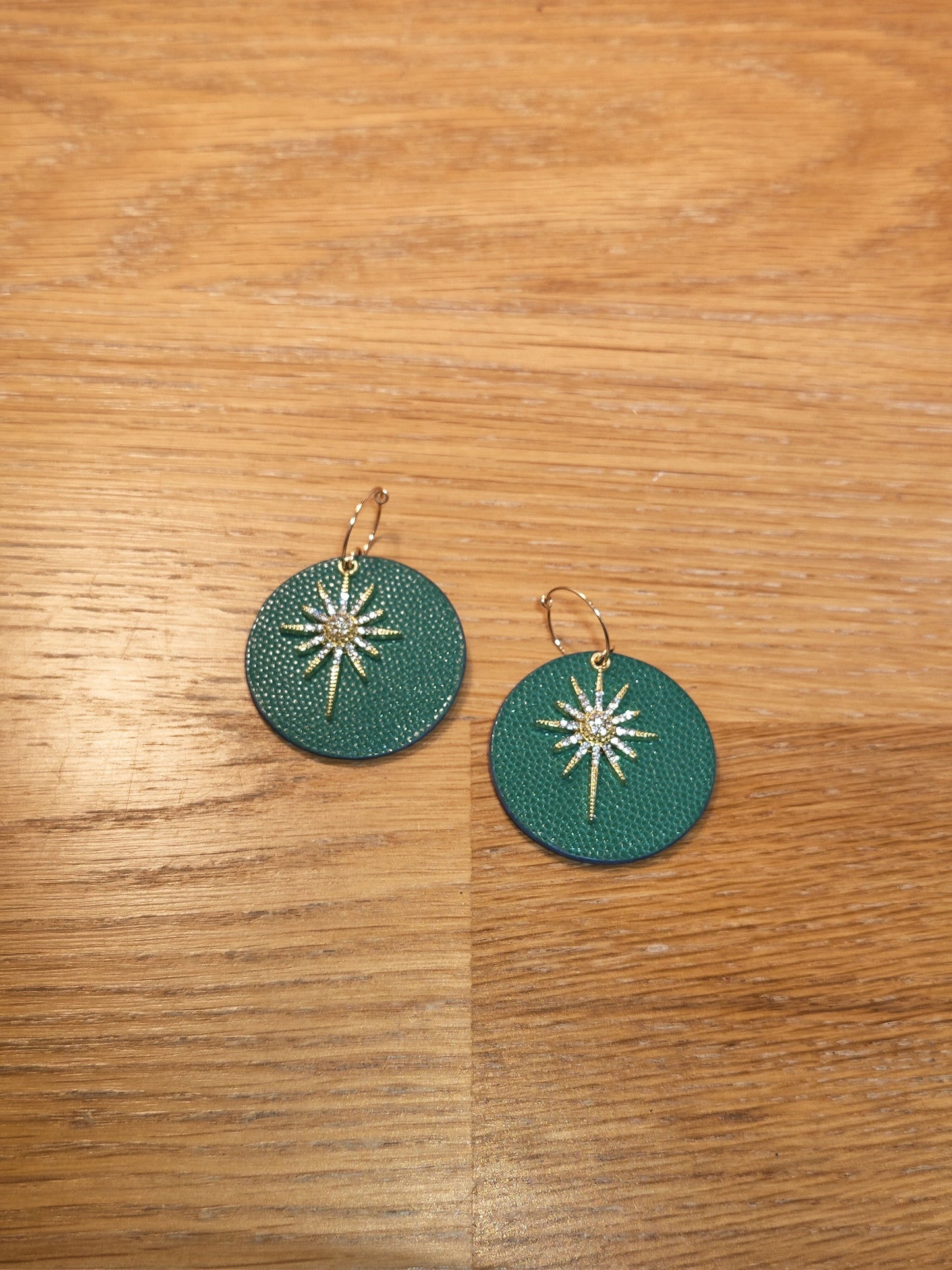 Leather earrings - The Star - medium