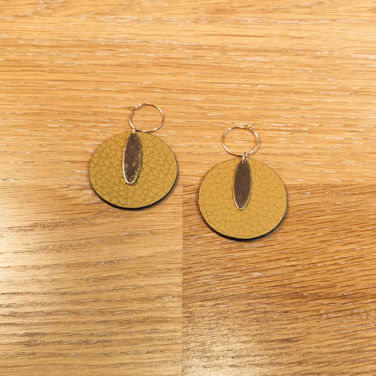 Leather earrings - Elancée